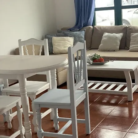 Apartment La Charquita Famara